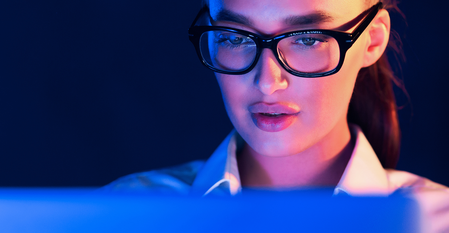 Your Guide to Blue Light-Blocking Glasses